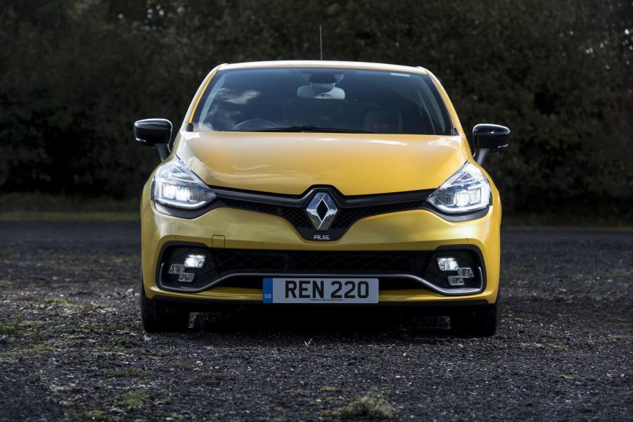  Renault Clio R.S. 220 Trophy 2016 года  (UK) (фото 28 из 30)
